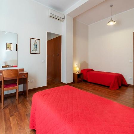 Piazza Re Di Roma Apartment Exterior foto